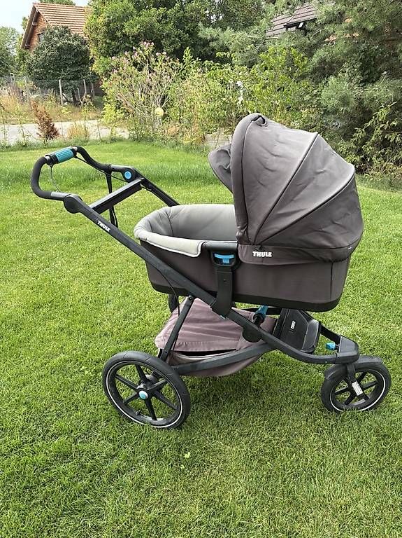 Poussette: Thule Urban Glide 2 inkl. Babyschale – D'occasion à Detligen par lor_gw8v