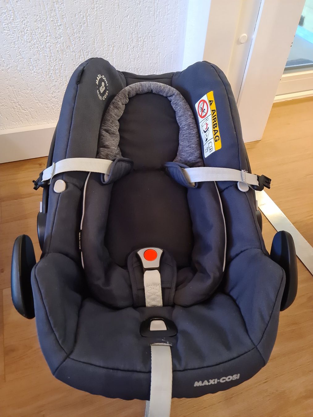 Schne Maxi Cosi Babyschale Mit Isofix Fotos