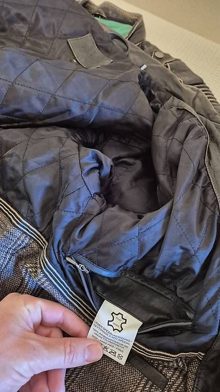Giacche: Lederjacke – Usato da Rain venduto da Ludaric 3