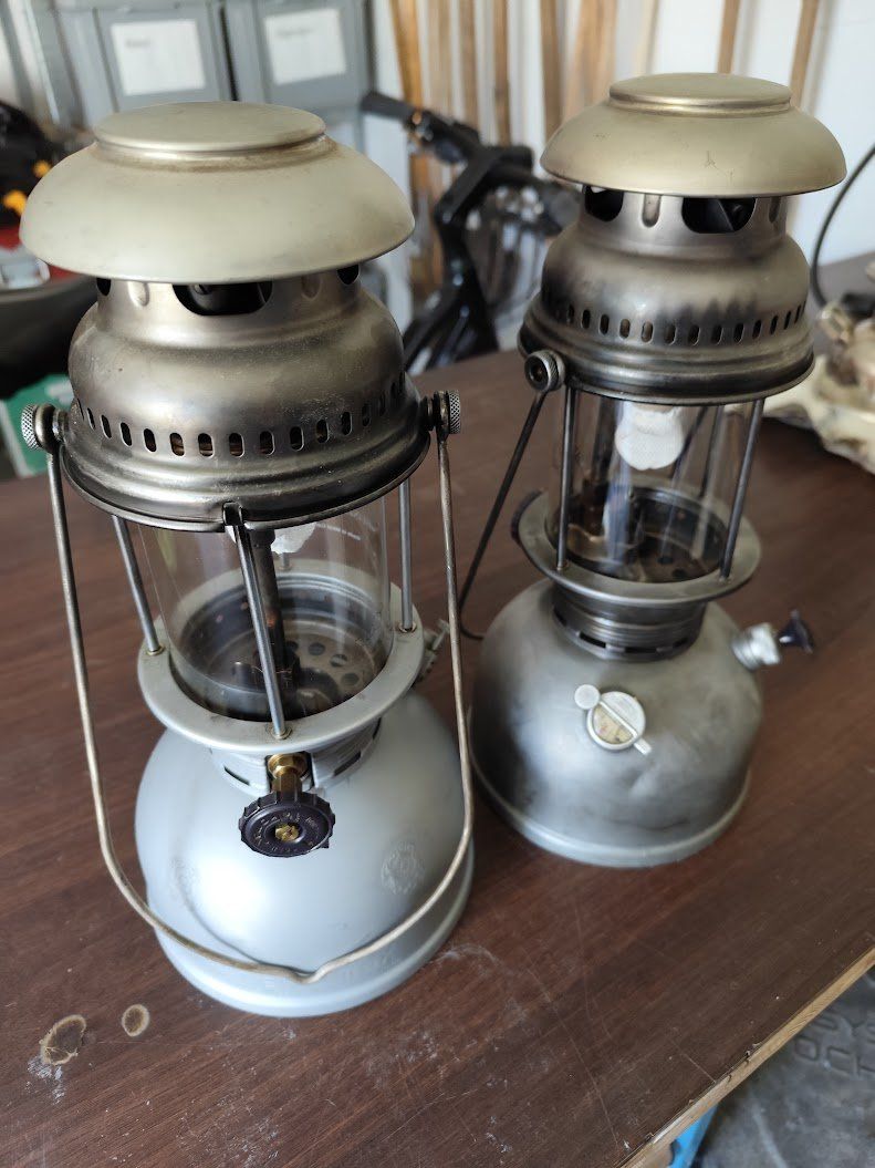 Petromax Lampade: 2 Starklichtlampen, vermutlich Petromax 500HK – Difettoso da St. Gallen venduto da vadiansg 1
