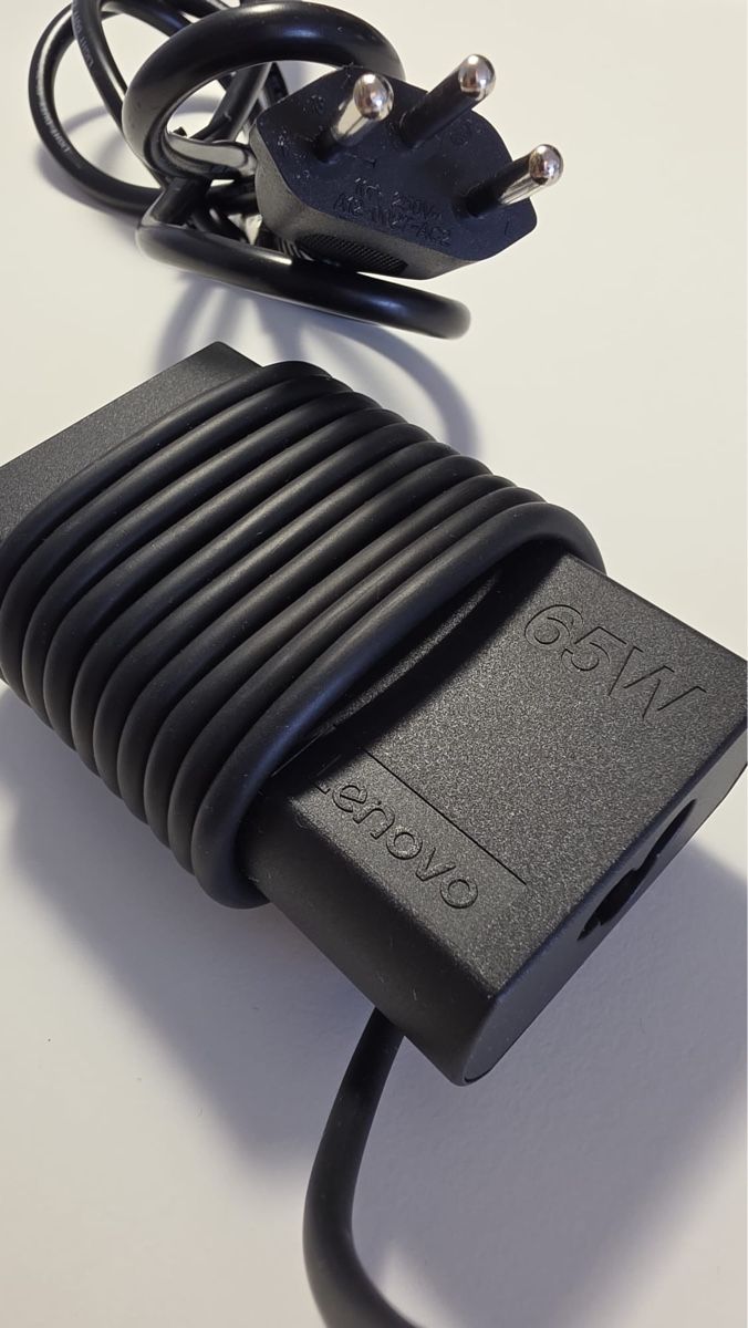 Lenovo Caricabatterie: NEU LENOVO NETZTEIL 65W USB-C FLACH – Nuovo (secondo la descrizione) da Wettingen venduto da leo_5h6v