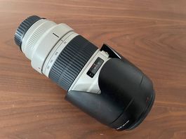 Objectif Canon EF 70-200mm f/2.8L USM + Pare-soleil Collier