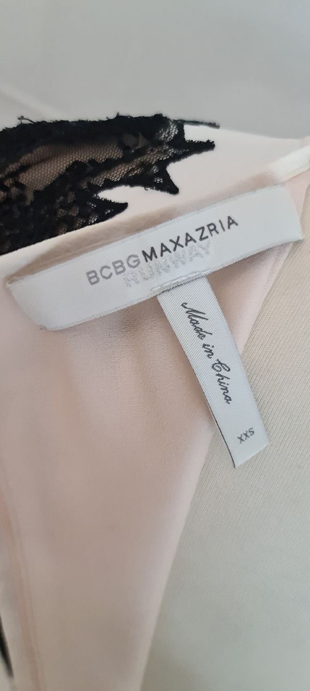 Vestiti: robe de cocktail élégante BCBG Max Azria – Usato da Genève venduto da Saleena 8