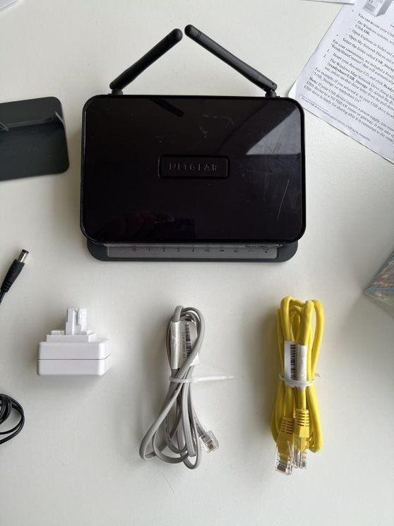 Netgear Modems & Routeurs: Netgear N300 Wireless ADSL2+ MODEM ROUTER - ORIGINALVERPACKT – Neuf avec emballage d'origine à Neuhausen par Ematrix 3