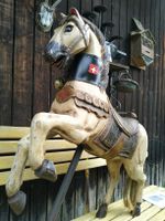 Altes Holz Karussell Pferd