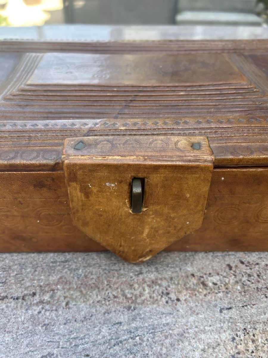 Valises de voyage: Alte Schatulle LederPrägung – D'occasion à Ipsach par elyely01 1