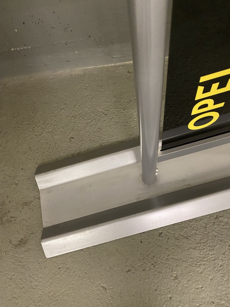 Altro in Decorazioni & Accessori: Ständer neben Opel Nutzfahrzeug – Usato da Hägglingen venduto da Karin0802 4