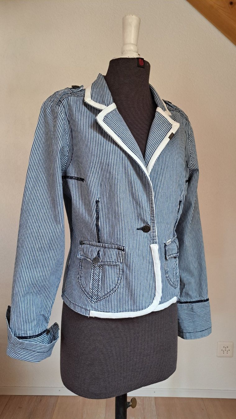 Vestes: Gestreifte Jacke – D'occasion à Reutigen par IrisFashion 1