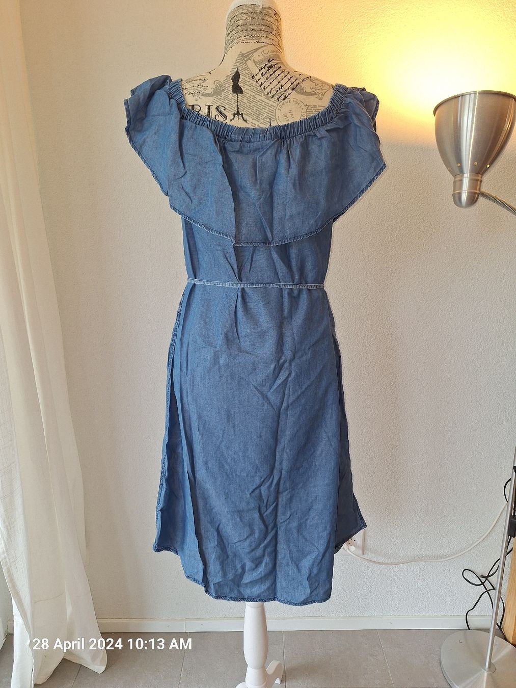 H&M Kleider: Jeans kleid – Gebraucht aus Marin-Epagnier von Natasa82 1