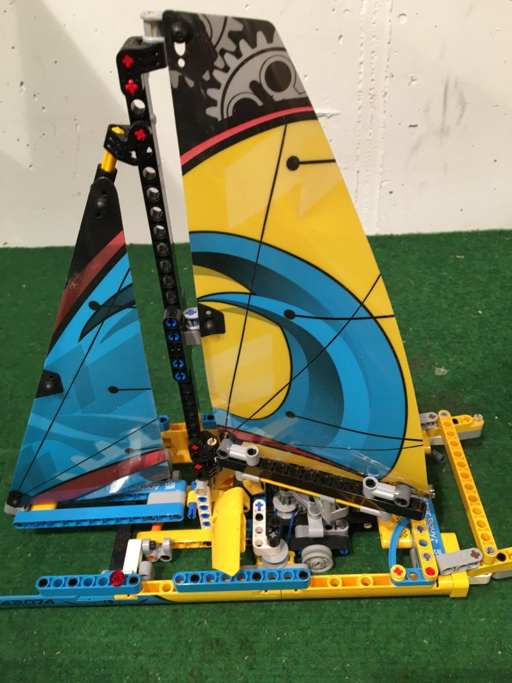 Lego Kit di costruzioni: LEGO Technic Segelschiff Katamaran Bausatz Sommer Spass 4... – Usato da Binz venduto da Dsc1 1