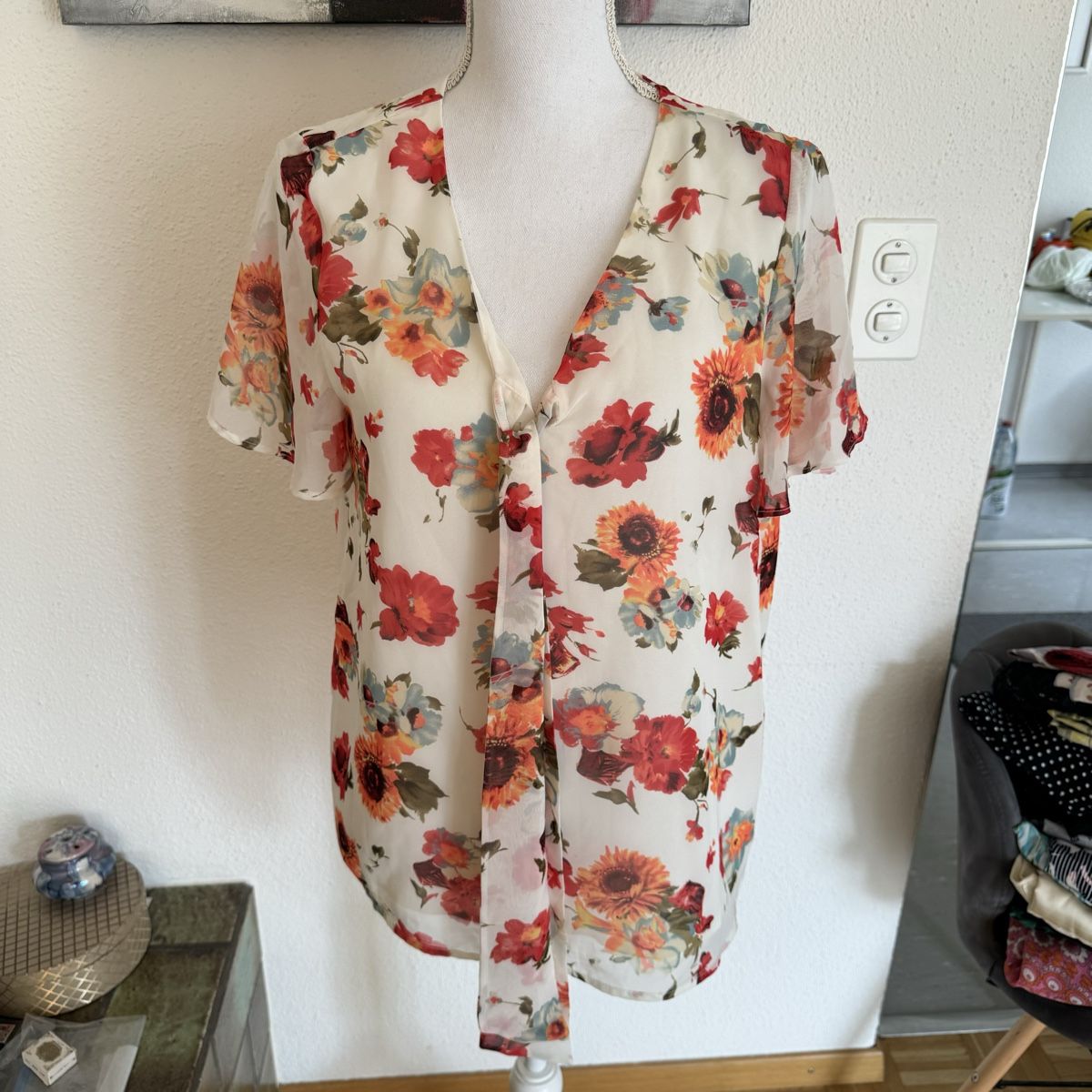 Camicette: PLEIONE Blumige Bluse gr.M NEU – Nuovo (secondo la descrizione) da St. Gallen venduto da mania03