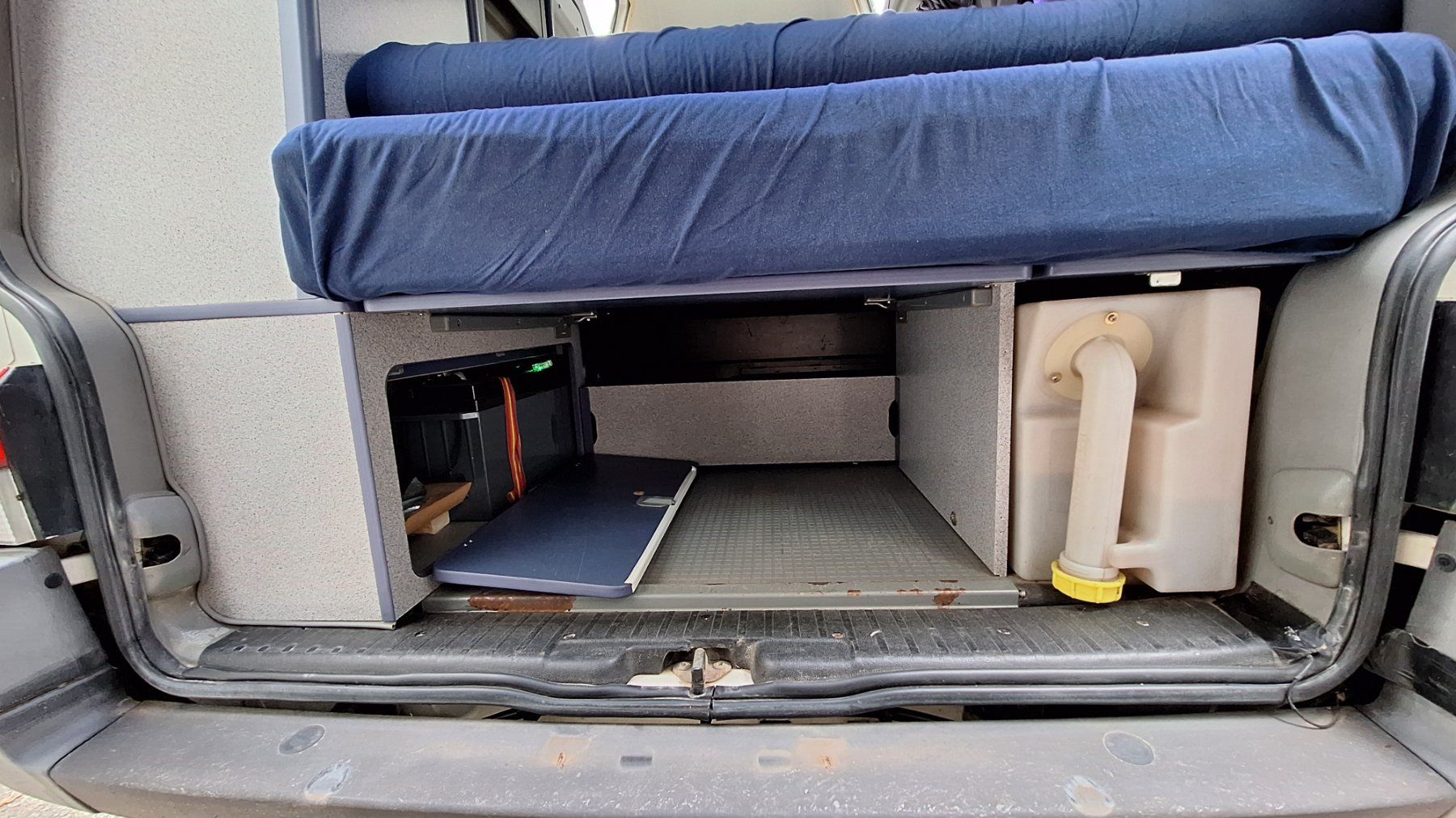Westfalia Camping Fahrzeuge: VW T4 California Hochdach – Gebraucht aus ipsach von Sigu01 7