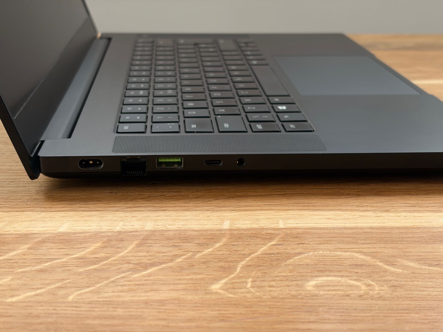 Razer Notebook: Razer Blade 15 Gaming Laptop RTX 2060 – Usato da Zürich venduto da mat_s8x2 2