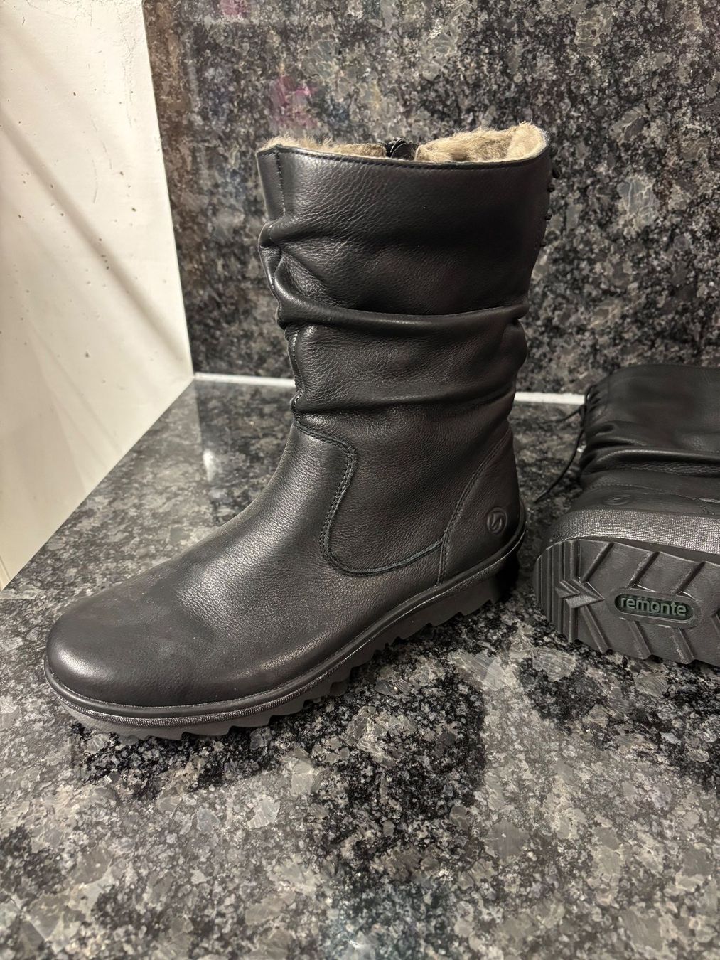Scarpe da donna: Remonte Lederstiefel Grösse 40 – Usato da Schlatt TG venduto da ArnoA 5