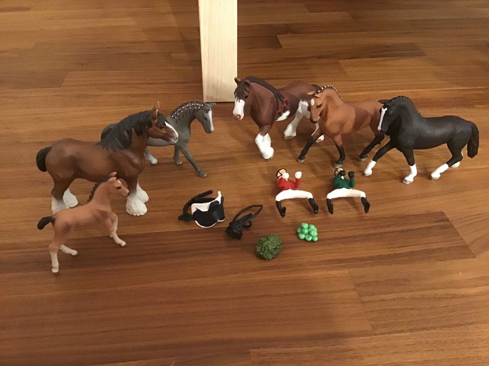 schleich-horse-club-5-pferde-fohlen-reiterinnen-etc-kaufen-auf