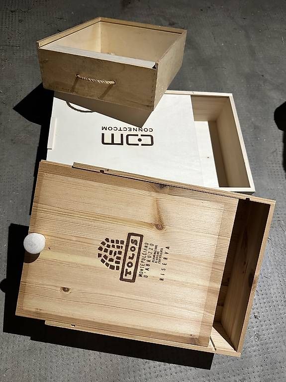 Sonstiges: Holzbox / Weinkisten Geschenkeboxen – Gebraucht aus Muttenz von anna123