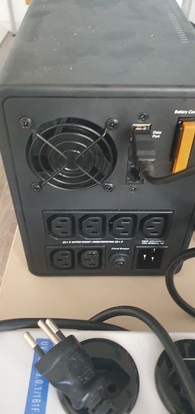 Akkus & Batterien: Battery Backup APC by Schneider Electric – Gebraucht aus Zürich von inf_nd8d 2