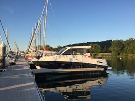 Kabinenboot Quicksilver Activ 855