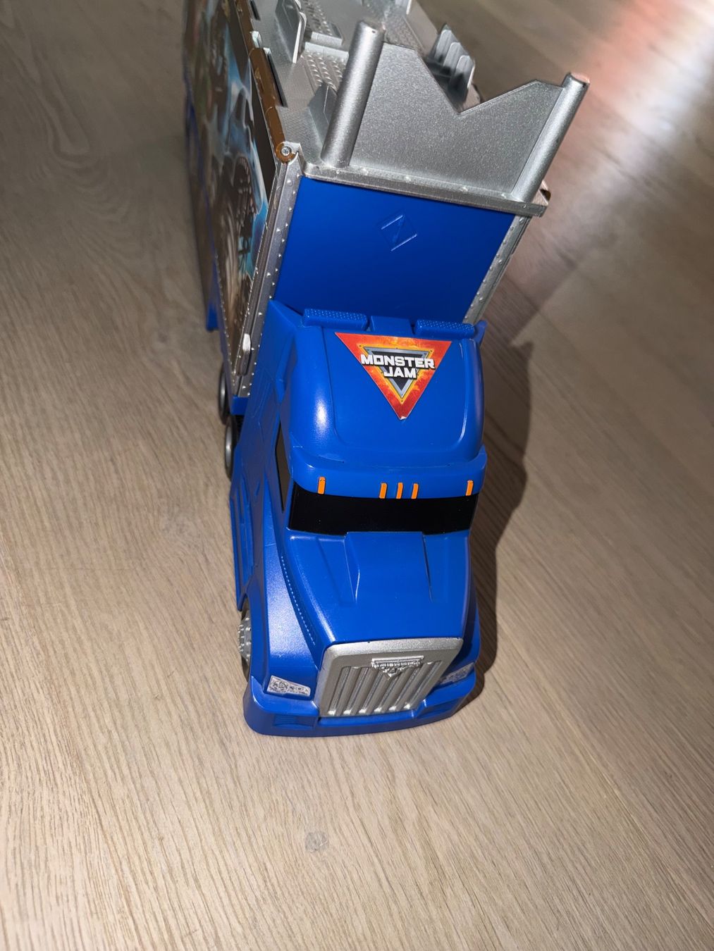 Spielzeuge: Monster Jam Truck – Gebraucht aus Zollikon von Cwoody 6