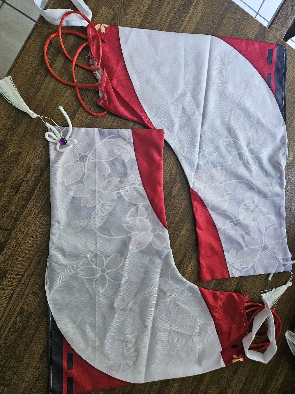 Kostüme: Yae Miko Cosplay – Neu (gemäss Beschreibung) aus Niederweningen von cri_rq67 6