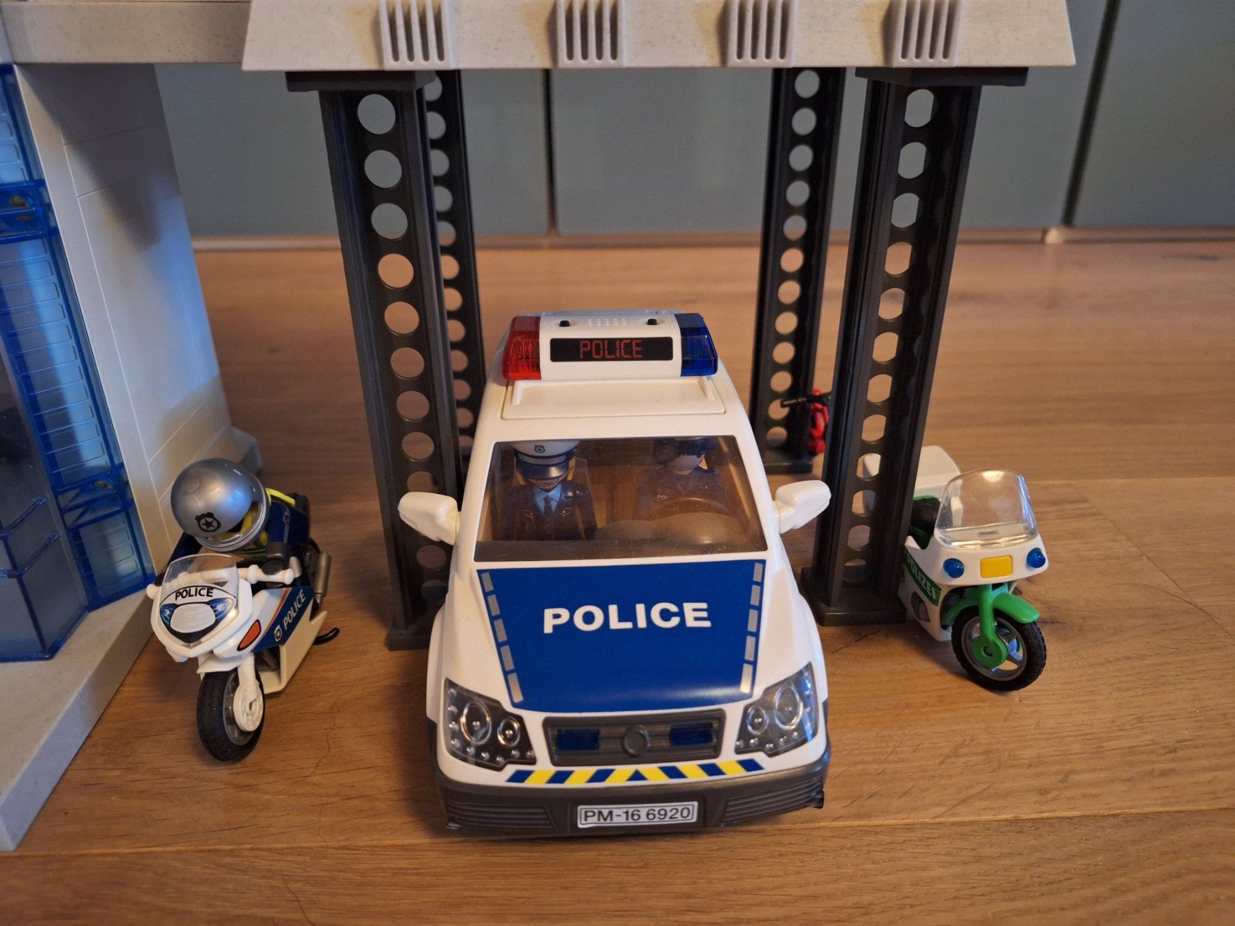 Playmobil Giocattoli: Playmobil Polizeistation mit Zubehör – Usato da Meinisberg venduto da sab_25wr 1