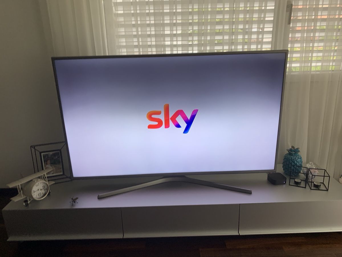 Pfister Mobili TV: Lowboard tv alu mit schubladen – Usato da Zuchwil venduto da GiggaOffice 1