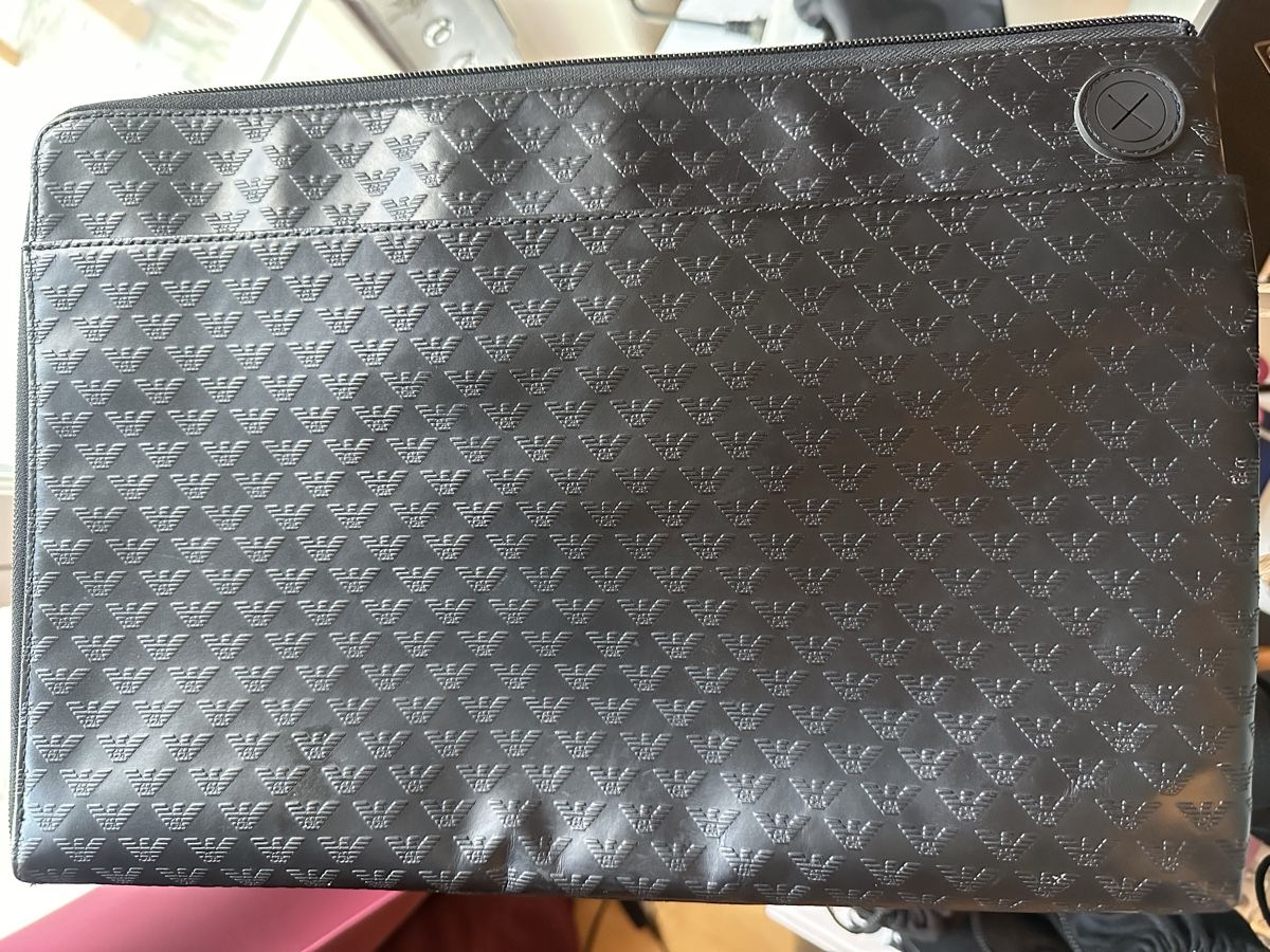 Valigie & Borse: Emporio Armani Organizer – Nuovo (secondo la descrizione) da Chur venduto da lor_t2dt