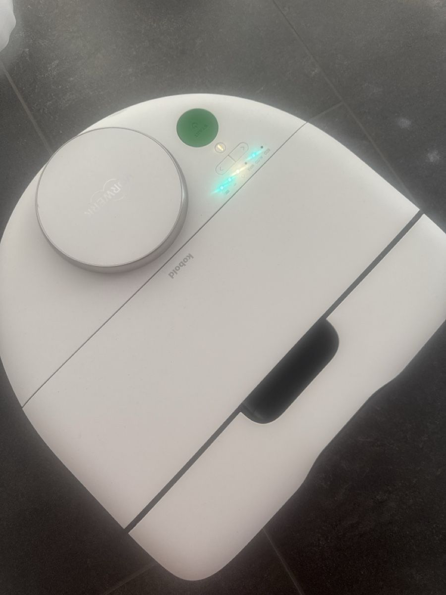 Vorwerk Aspirapolveri & Accessori: Robot aspirateur Vorwerk – Usato da La Chaux-de-Fonds venduto da Andy_desousa