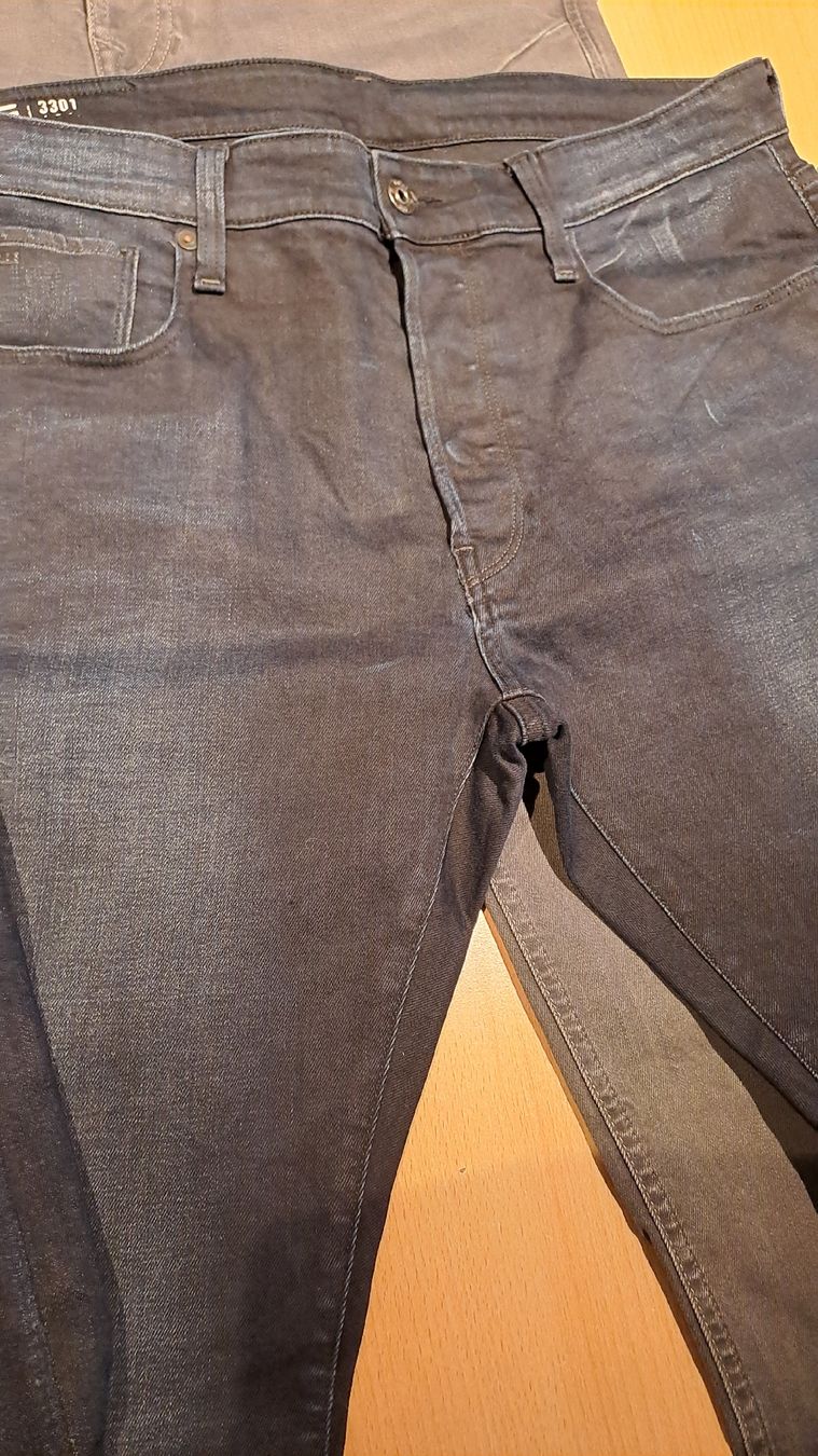 Lotti di vestiti: 4 Hosen W36 L34 – Usato da Unteriberg venduto da 12Schneehasen 2