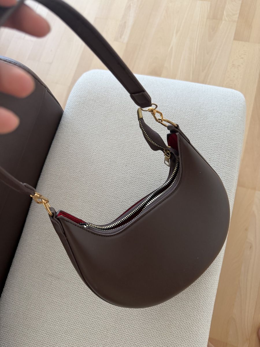 Borse da donna: Brown handbag crescent shape new condition – Nuovo (secondo la descrizione) da Bülach venduto da adi_52cm 1