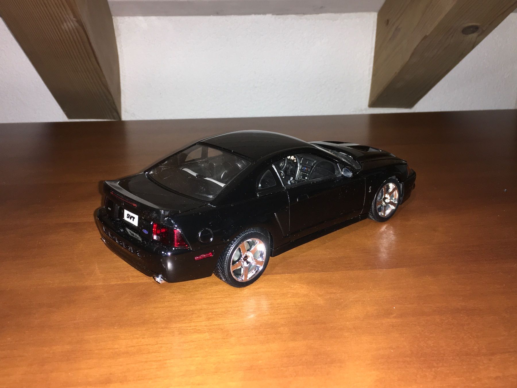 Ford Modellini d'auto: Ford Mustang SVT Cobra 1/18 – Usato da Wohlen AG venduto da PrivatSammlung 1