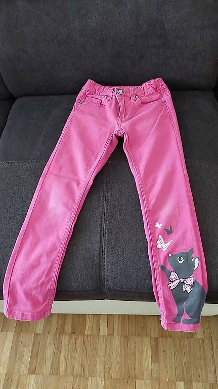 Pantaloni: Mädchenhose Gr.116 – Usato da Fahrweid venduto da iva_t2wl