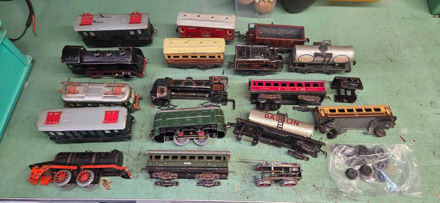 Distler Modellini di ferrovie: Distler Eisenbahnen defekt – Usato da Einsiedeln venduto da Emausi