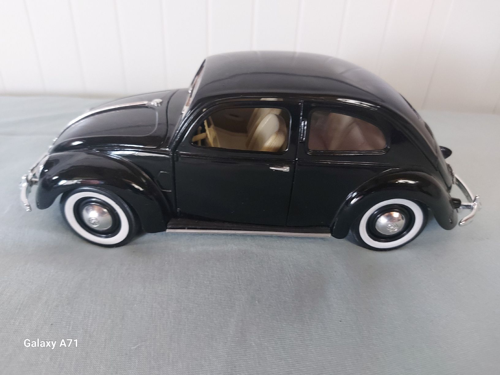 Volkswagen Modellautos: 3 VW Käfer 1:18 – Gebraucht aus Rumisberg von AaronRodgers81 2
