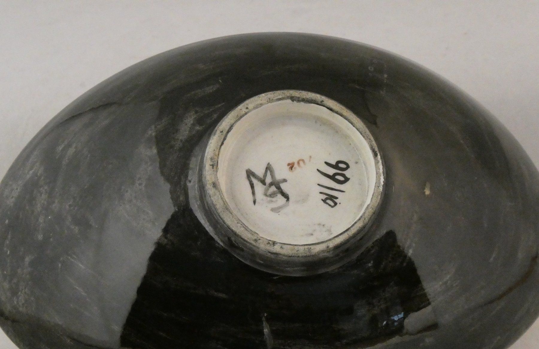 Piatti di portata: Coupe en céramique monogramme "MS" vers 1960. – Usato da Fribourg venduto da will69 3