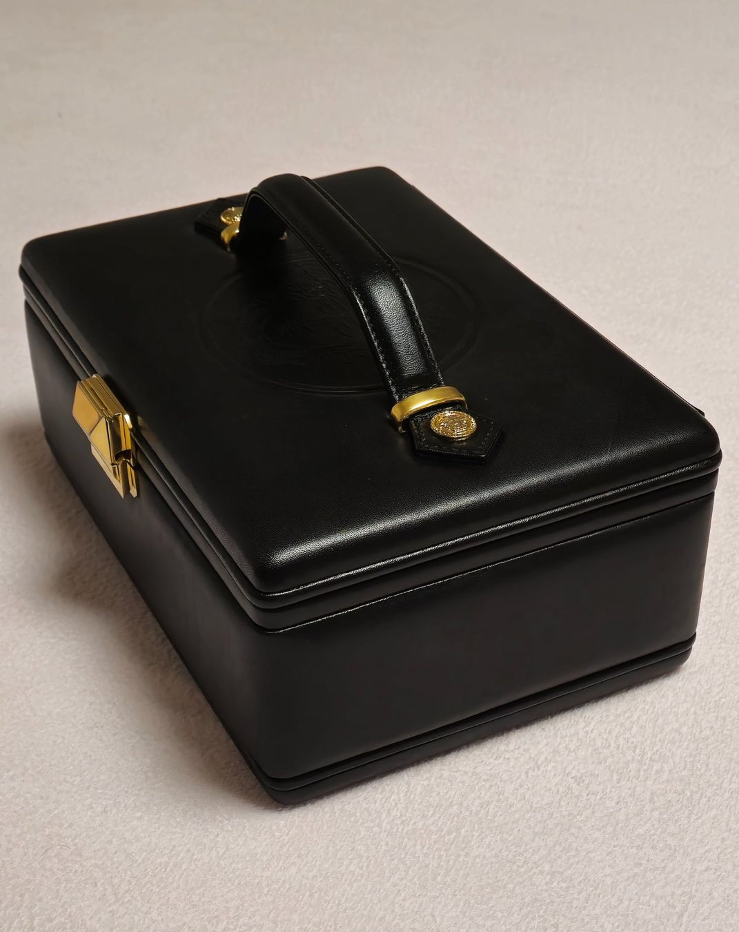 Versace Valigie: Versace Koffer schmuck – Usato da Amriswil venduto da Legacylegacy