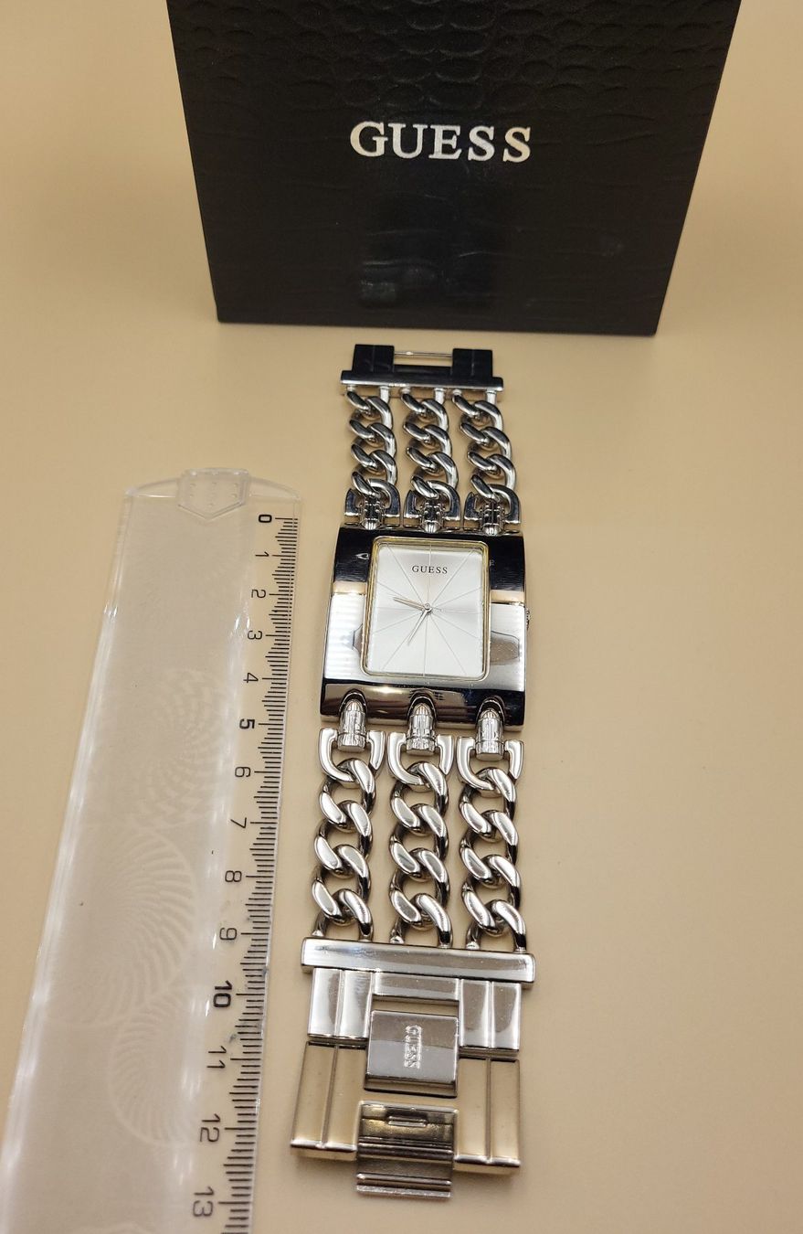 Guess Orologi: GUESS Edelstahl Damenuhr – Usato da Wald ZH venduto da SwissPawnshop 4