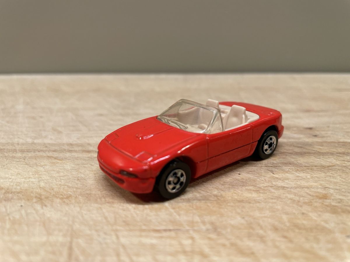 Hot Wheels Modellini d'auto: Hot Wheels Mazda MX-5 Roadster – Usato da Frauenfeld venduto da Challenger77