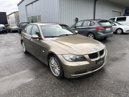 BMW 330xi, 2008, Allrad, Leder, Schiebedach, Top Winter!