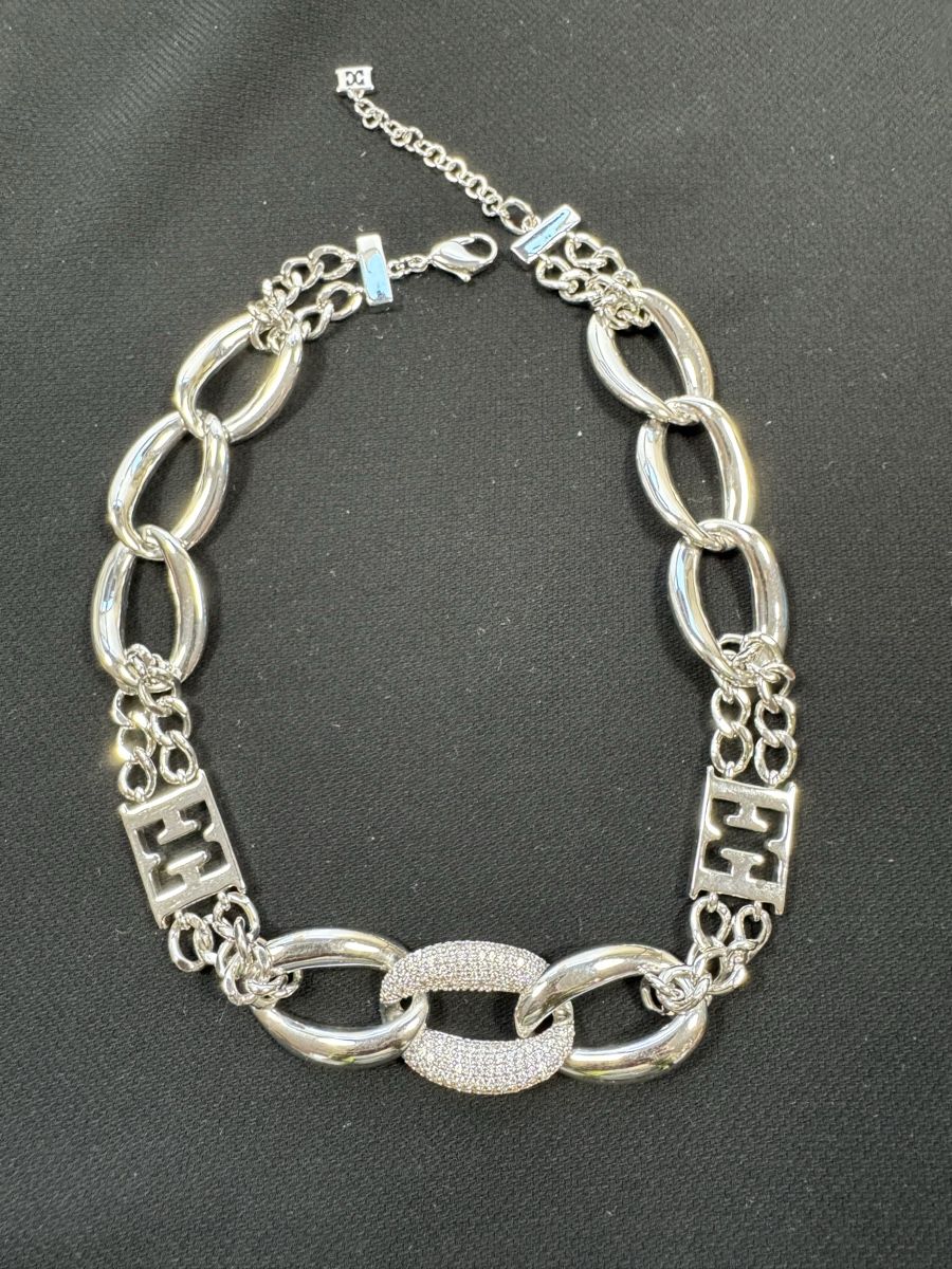 Escada Catenine: Silver Statement Necklace with Rhinestones by Escada – Usato da Hurden venduto da rac_wyf8