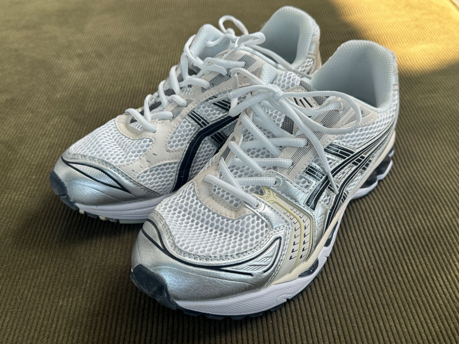 Scarpe da uomo: Sneaker Gel, Grösse 45 – Usato da Bern venduto da SMNSCHTZ 1