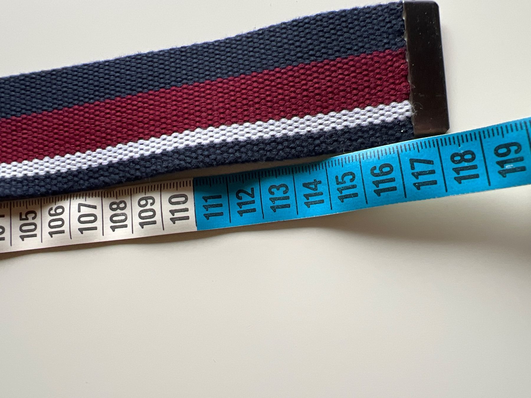 Tommy Hilfiger Cinture: Tommy Hilfiger Stoffgurt mit Doppelring 115cm – Usato da Chur venduto da van_hnc6 3