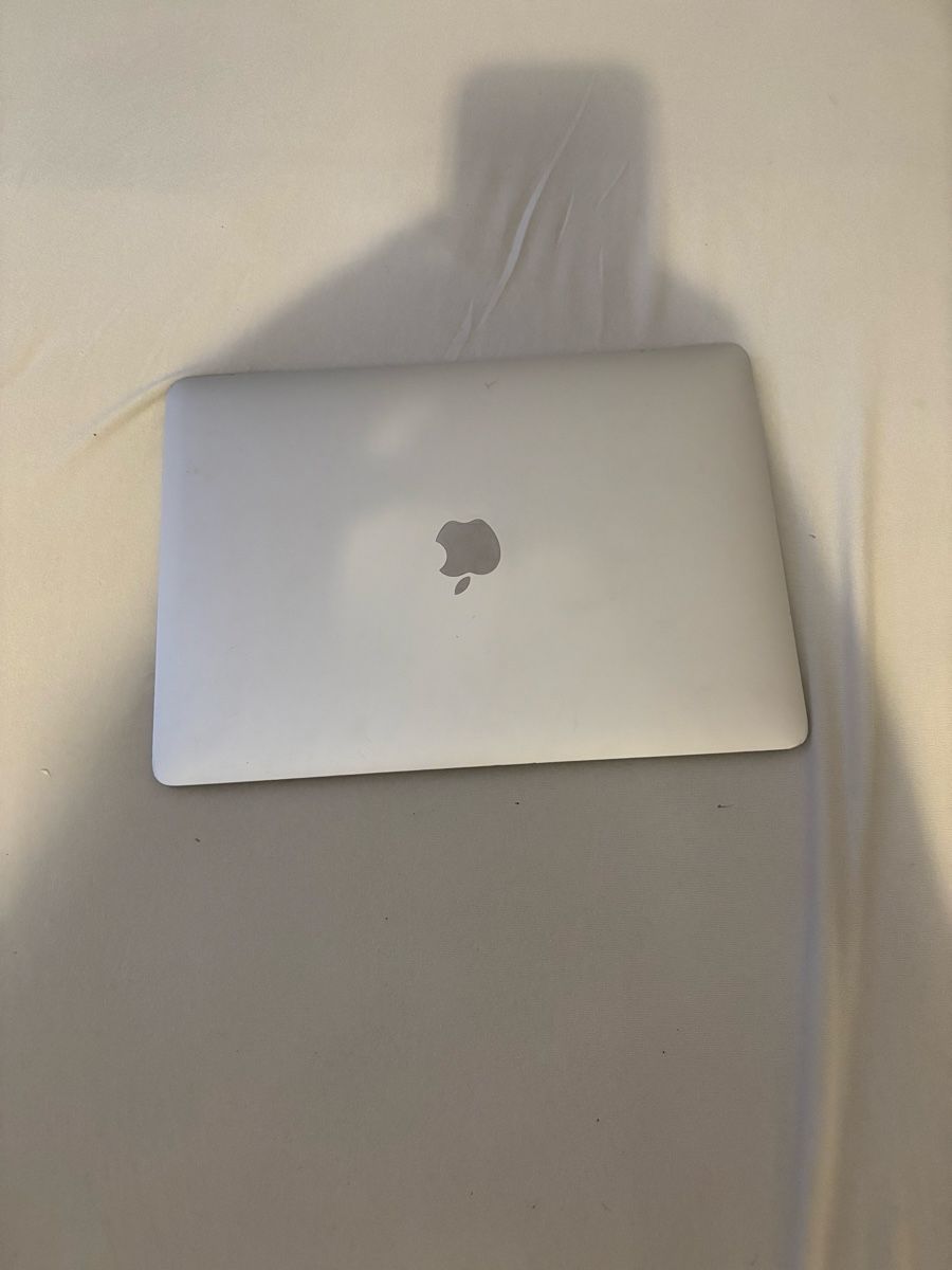 Apple Notebook:     MacBook Air 2020 Intel (A2179) – Usato da Chur venduto da zue_m8ck 1