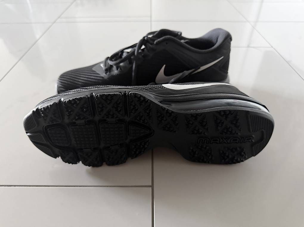 Nike Scarpe da uomo: Nike Air Max - Carbon - Gr42 - neu – Nuovo (secondo la descrizione) da Zollikofen venduto da Just2Fast 1