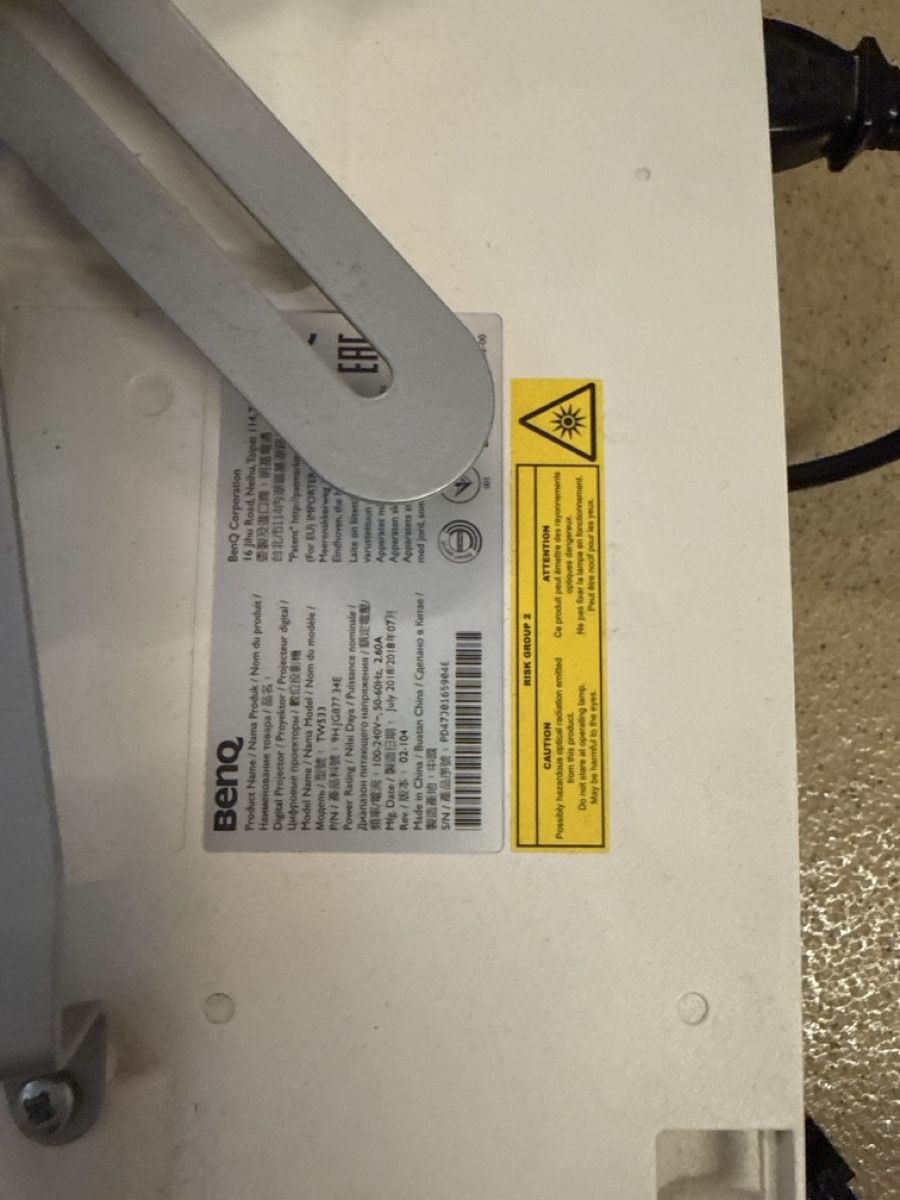 BenQ Home cinéma: Projecteur Benq TW533 – D'occasion à Payerne par inh_ypm8 1