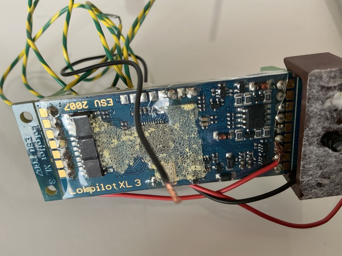Esu Modellini di ferrovie: ESU Lokpilot XL 3 Digital-Decoder Modellbahn gebraucht – Usato da Wängi venduto da Madella 1