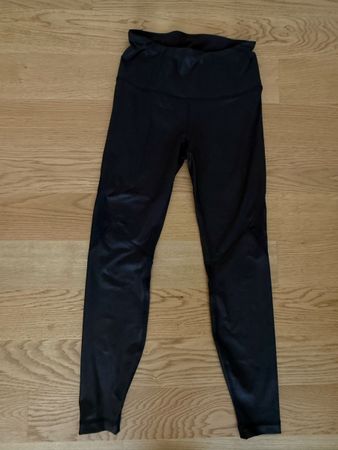 wundeeschöne lux leggins gr xs neuwertig 