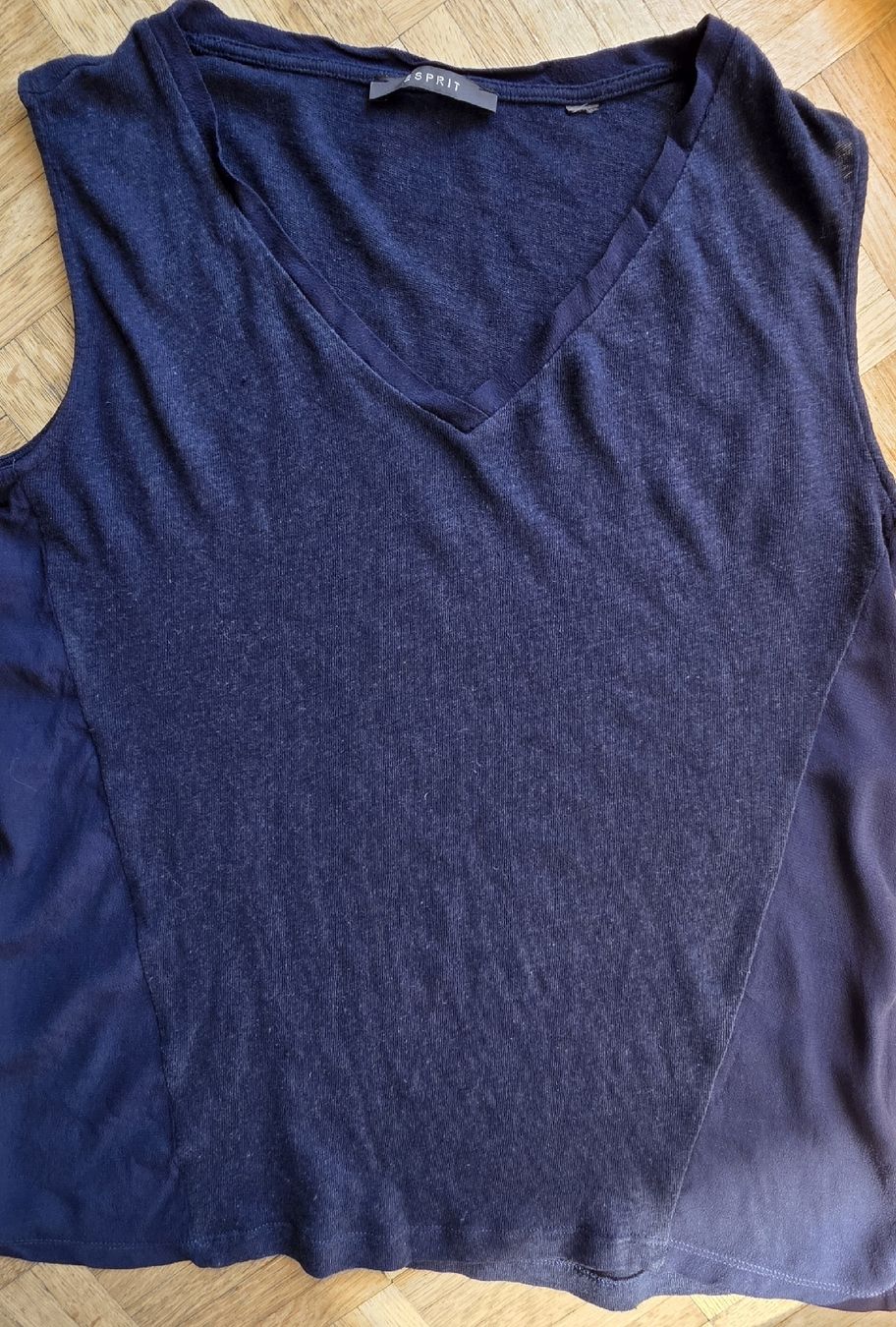Esprit T-shirt: Débardeur /tshirt Esprit M bleu – Usato da Yverdon-les-Bains venduto da van_dq65 1
