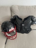 American Football Equipment / Helm & Shoulderpads / FAST NEU