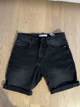 Zara Herren Jeans Shorts, Schwarz, Grösse 40, Top Zustand!